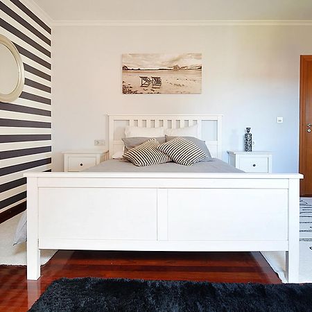 Apartamento En El Centro De A Illa De Arousa Екстер'єр фото
